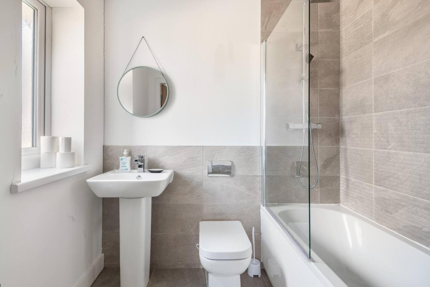 Luxurious 3-Bed Penthouse In Sheffield Apartment Handsworth Exterior photo